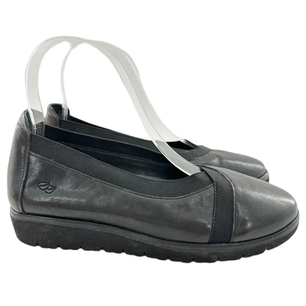 Nurture womens flats size 5.5 black leather platforms chunky